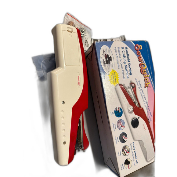 Singer SewQuick Handheld Sewing & Crafting Machine - Portable & Easy to Use - Picture 7 of 9